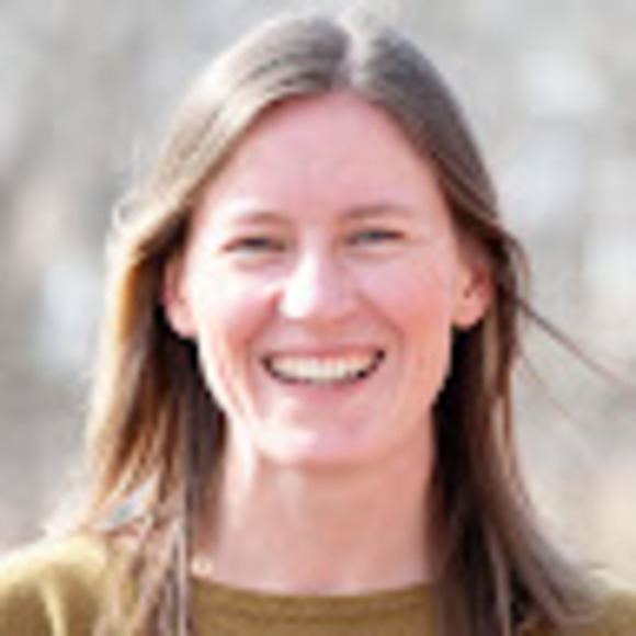 Meet your Posher, Julie - Picture 1 of 1